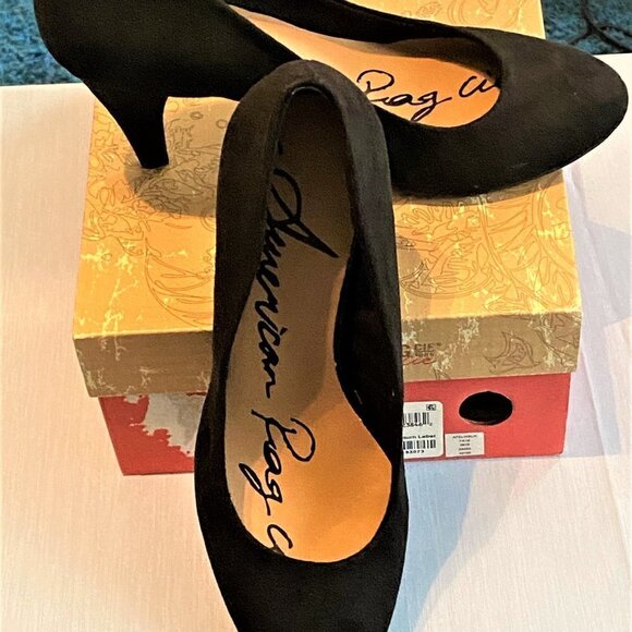 NWT American Rag CIE Black Felix Pump Like Velvet - Picture 2 of 9